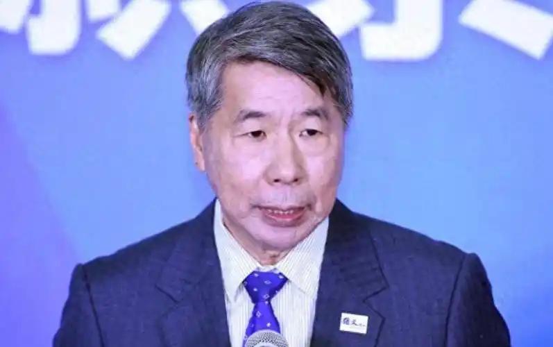 在国家大义面前，所有的政坛恩怨都显得轻如鸿毛，张亚中先生真是高风亮节！
 
郑丽