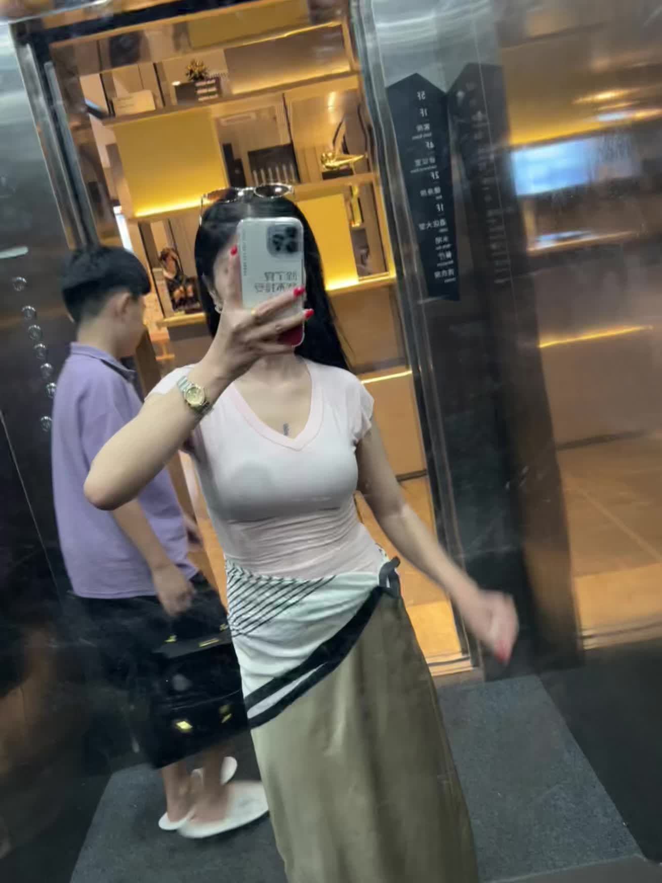 别老偷看我了 我过得幸福你又该不舒服了