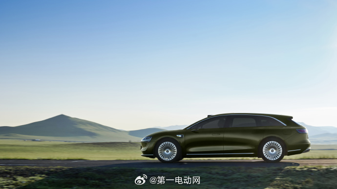享界S9T 仙踪绿色，余总得是C位，不会也有个紫色吧[思考]，这个颜色大家觉得咋
