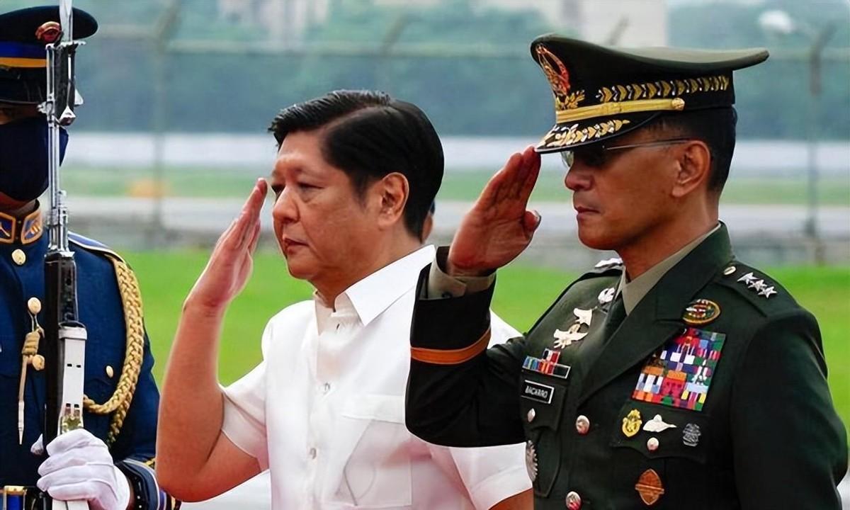 菲律宾总统和副总统公开掐架，闹得整个国家不得安宁。副总统莎拉公开宣称已经找好了刺