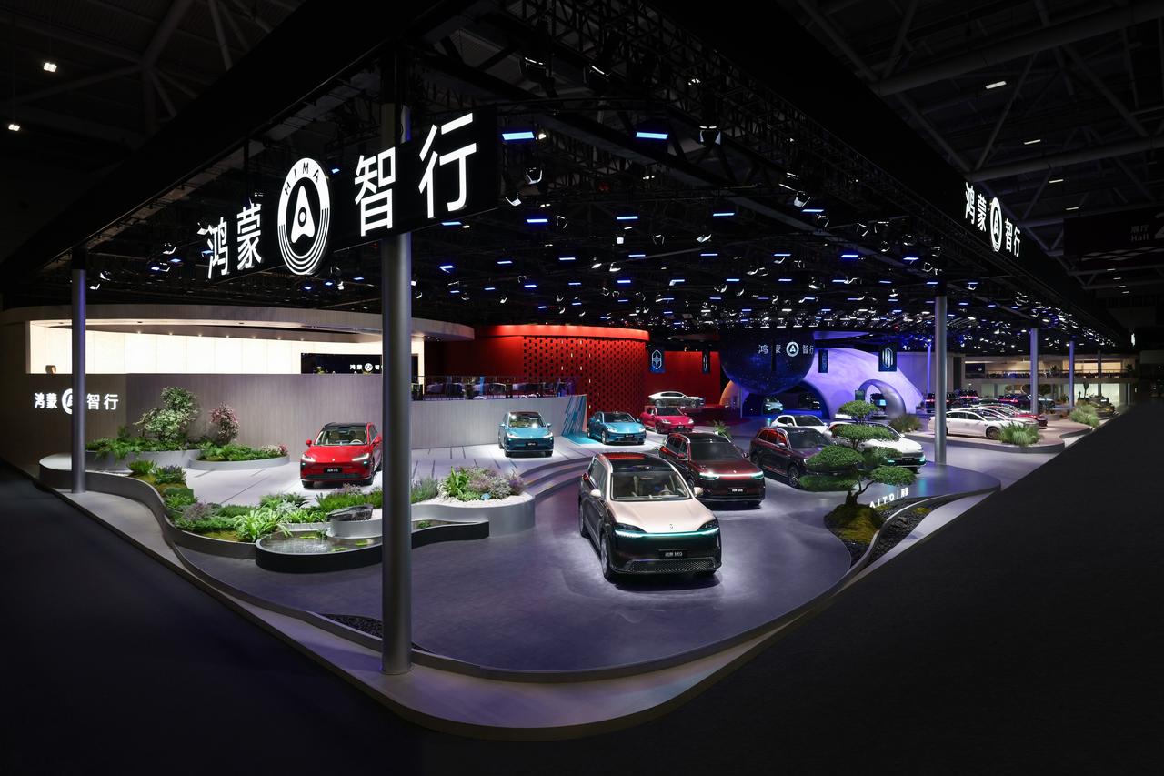 看到2026年粤港澳大湾区国际车展上，鸿蒙智行又一次成为了大家关注的焦点，不仅独