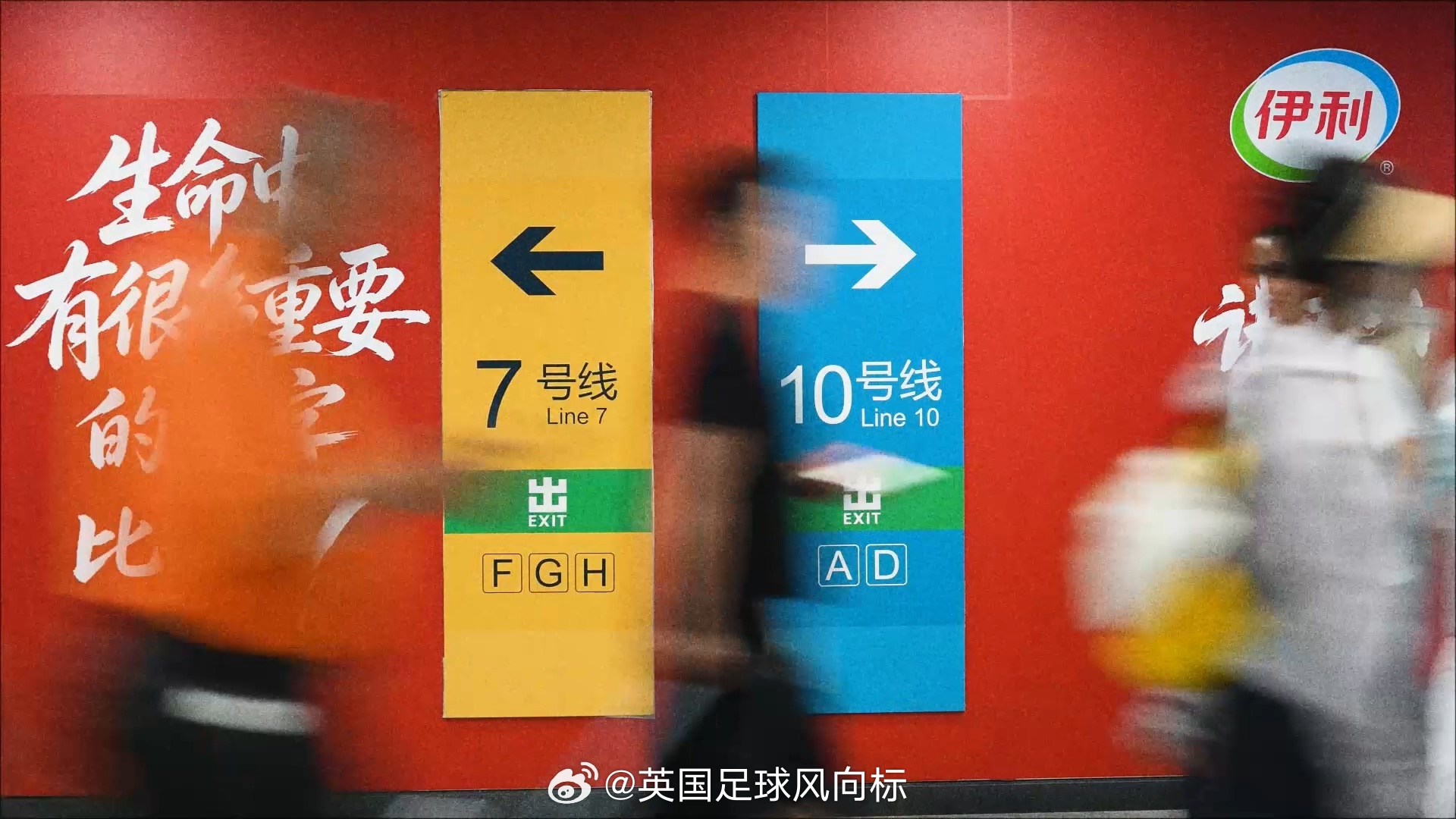 足球是我交过最久的朋友梅罗共同走过六届20年足球传奇之路，从新人到主力，再成为领