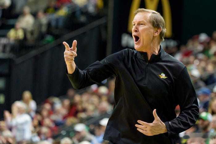 俄勒冈鸭子 据ESPN记者Jeff Borzello报道，Dana Altman
