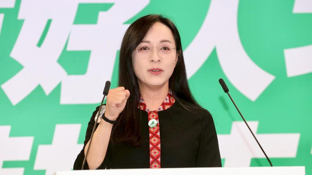 批民进党掐断农民血汗 杨植斗起底2事酸陈莹“不要假仙了”
陆委会副主委梁文杰18