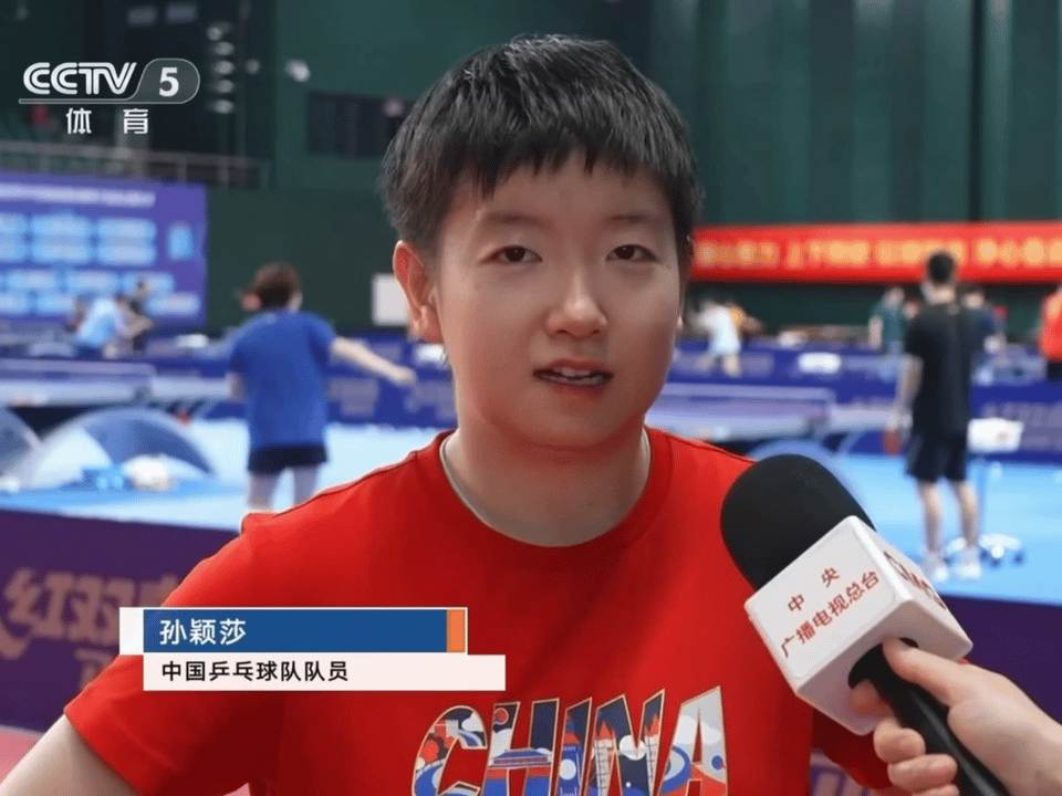 乒乓架起友谊桥！孙颖莎践行交流初心，续写中美乒乓情缘
 
深耕国际赛场多年，孙颖