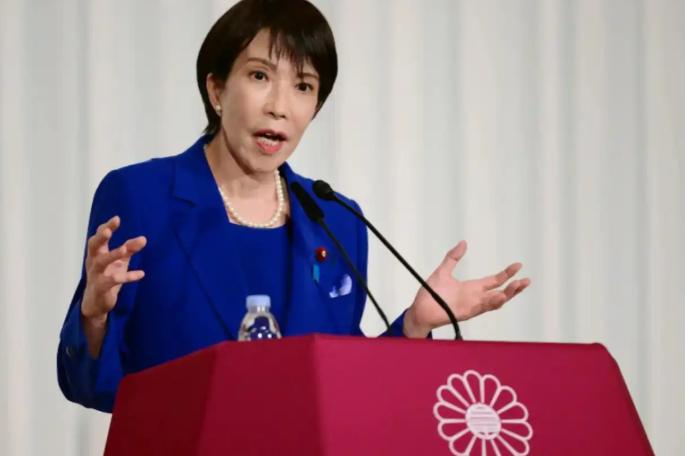 日本这回算是结结实实踢到铁板上了。6 月 19 号刚在内阁会议上敲定签证费翻五倍