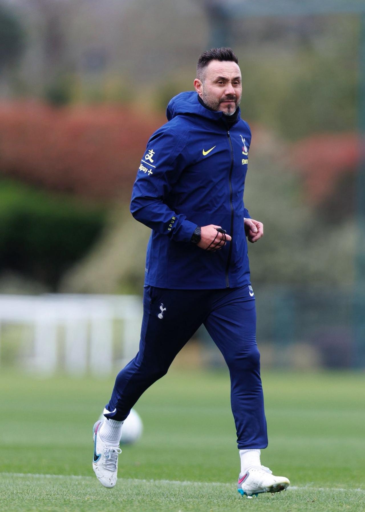 看了下热刺的赛程，对于深陷保级压力的热刺而言，四月份是决定球队保级命运的核心关键