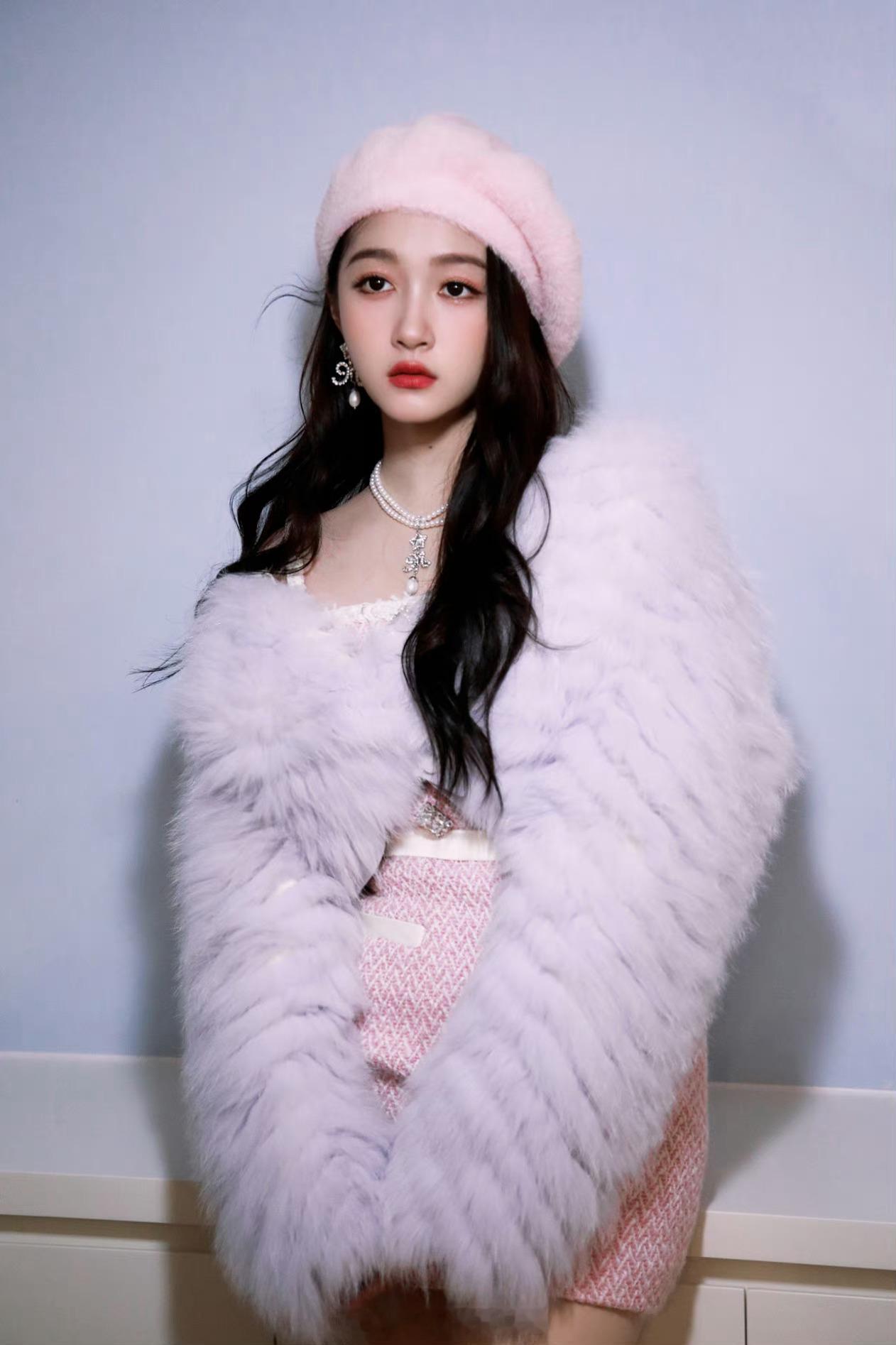 关晓彤青春美少女的模样 