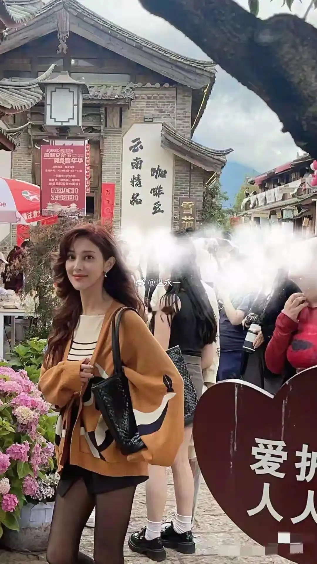 不愧是当年的港姐冠军，这颜值分分钟碾压普通人 
