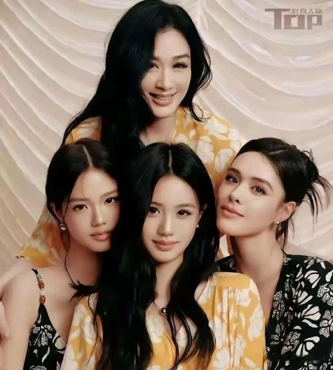 不得不说
钟丽缇这辈子
最幸运的不是当年
红极一时的风头无两

也不是遇到
比她