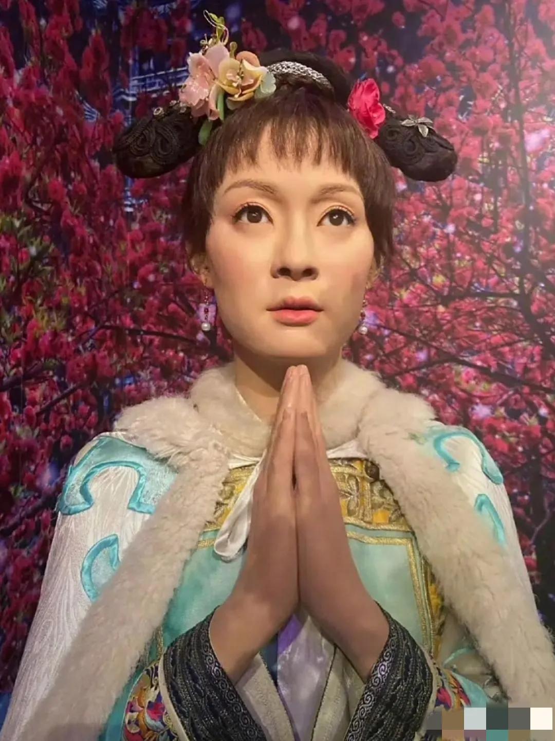 感觉这个蜡像馆该关了：那么美丽机敏的嬛嬛（孙俪）竟然给刻画成双目无神、鼻孔外露的