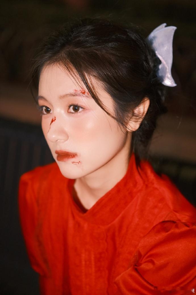 #李兰迪cos珀尔小姐##李兰迪环球影城万圣节vlog#李兰迪精彩演绎珀尔小姐，