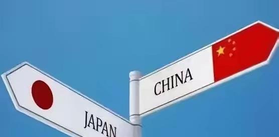 一位新加坡网友表示，日本之所以敢屡屡挑衅中国，丝毫不惧怕中国，并非仅仅是 美国 