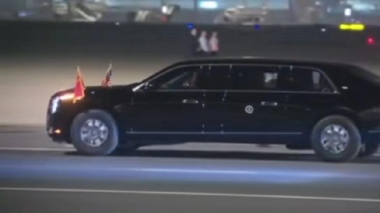 他不值得受这样的尊敬，就是一个战争贩子。