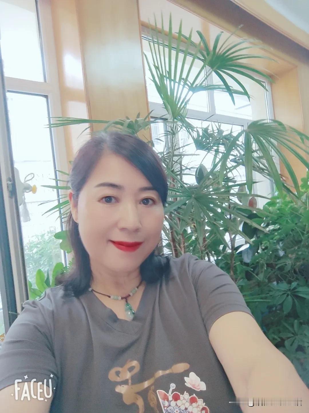 今天再大的事，到了明天就是小事
今年再大的事，到了明年就是故事
      [万