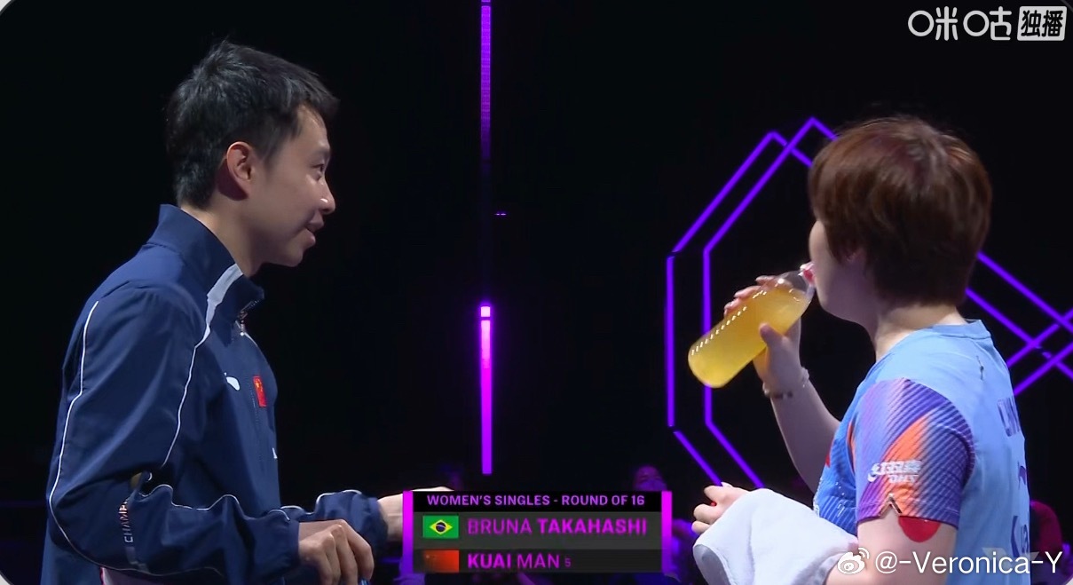 蒯曼1-0高桥布鲁娜（11-4）高桥不会打左手？ 