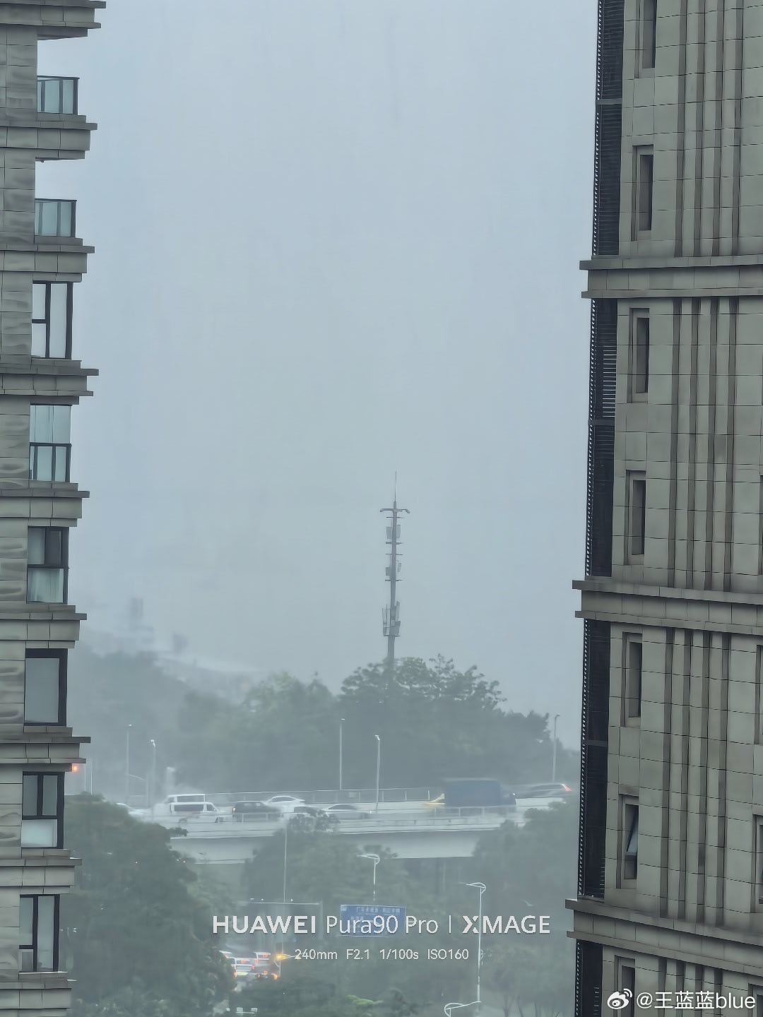 大名鼎鼎的龙舟雨，能见度和可视范围都极低！广州已经乌云密布啦～