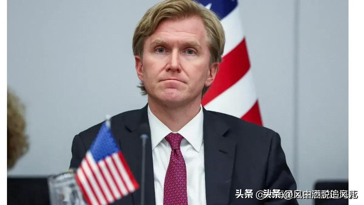 五角大楼前高官再划底线，美国不会为“台独”赌上国运
 
曾主导特朗普政府国防战略