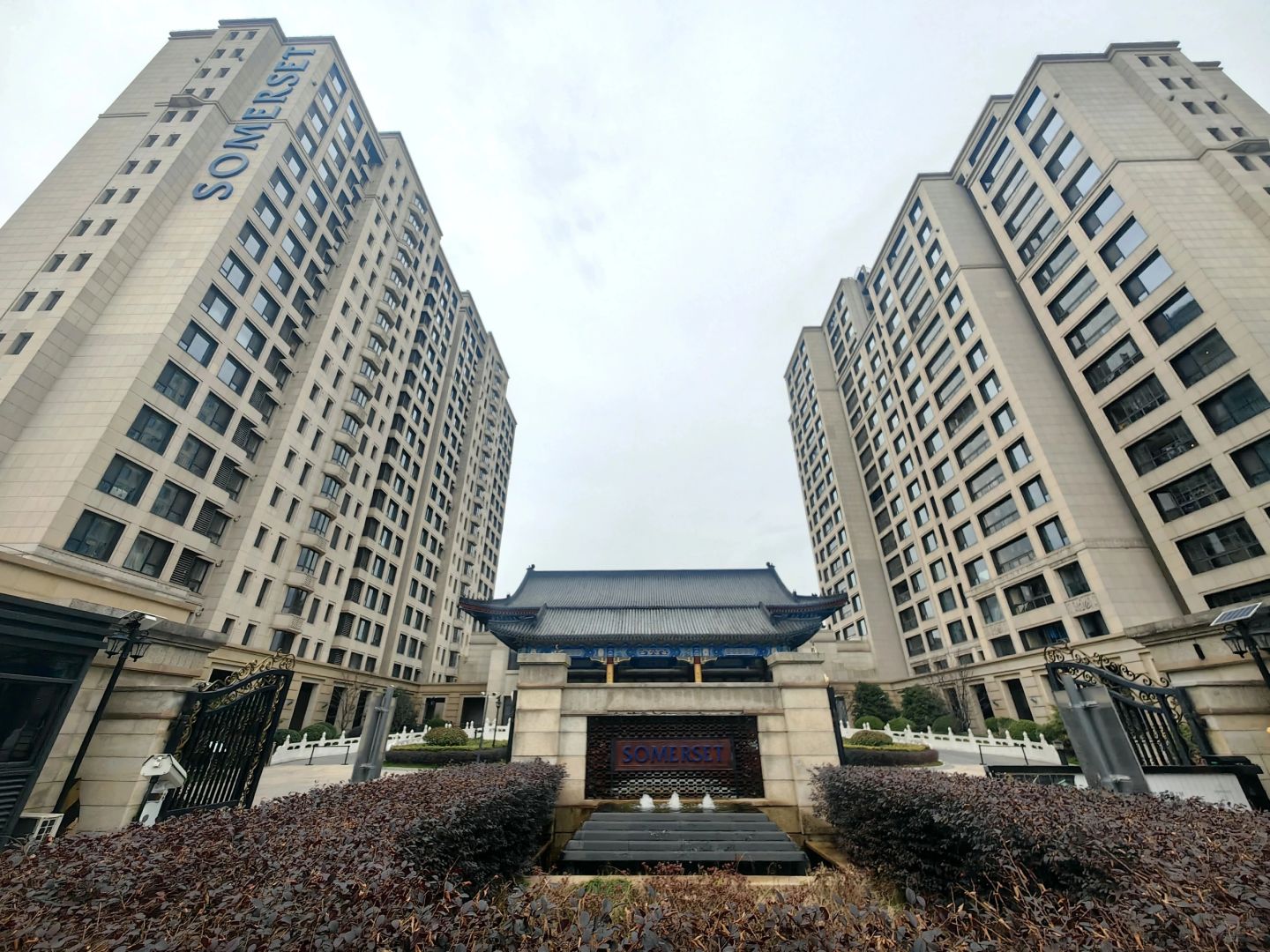 闵行金虹桥 珠江铂世古北里 产品信息