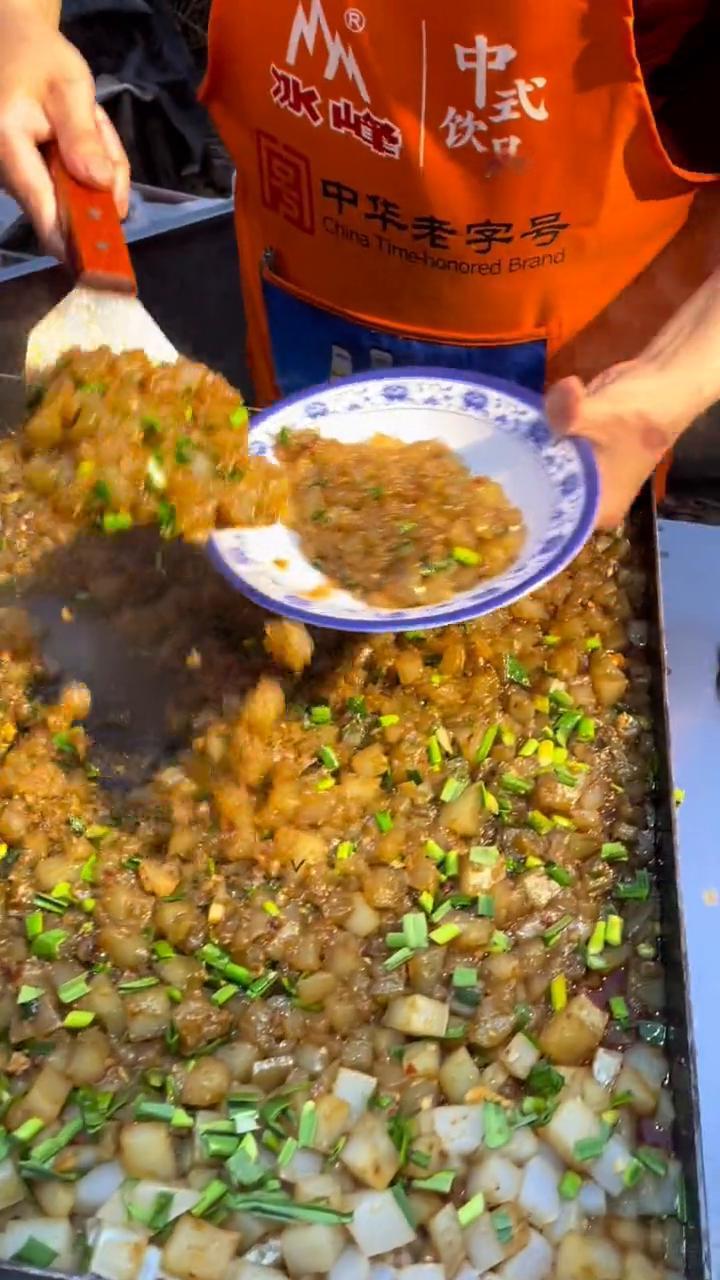 给郑州一二十年了，也没见过郑州这带劲的地方。这今才发现，才发现郑州这敞亮的地方就