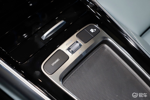 [小鲨帮选车]没让人失望的紧凑型suv，奔驰很疯狂