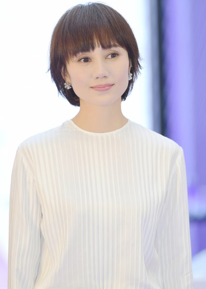 1.王子奇王楚然谈过一段，女生怕影响事业分手，男生跑去挽回，把经纪人气的不轻。2