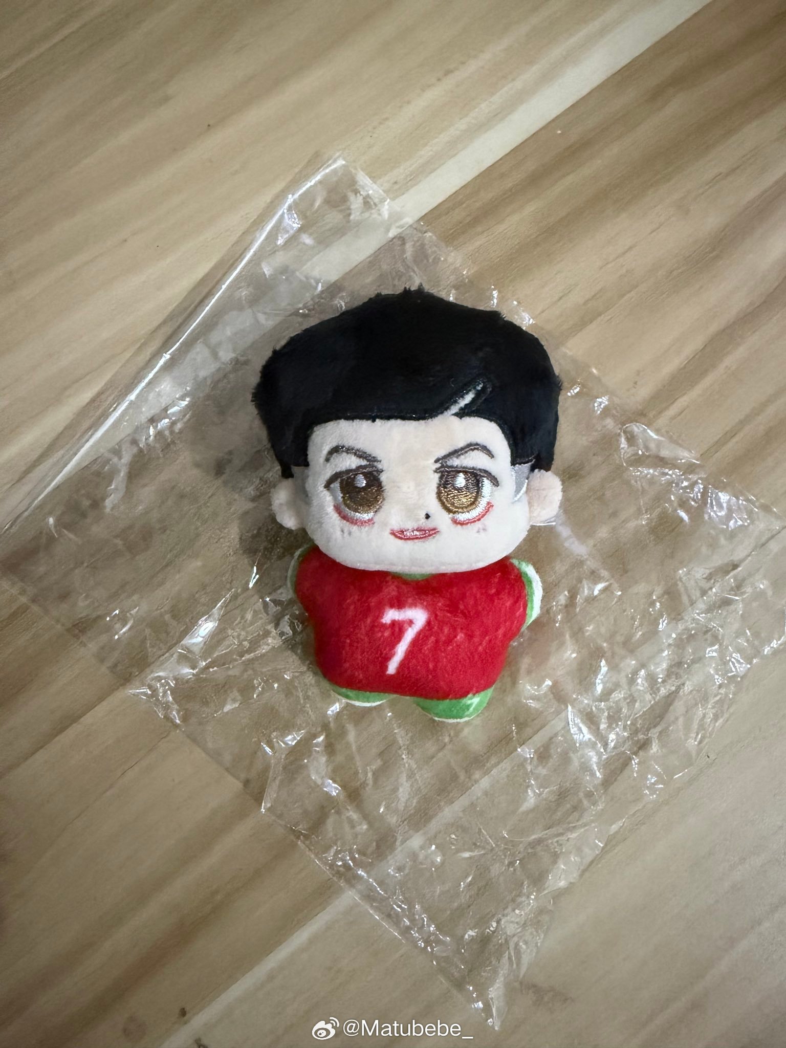 不是啊 真的很像2元商店的廉价玩意啊 ​​​