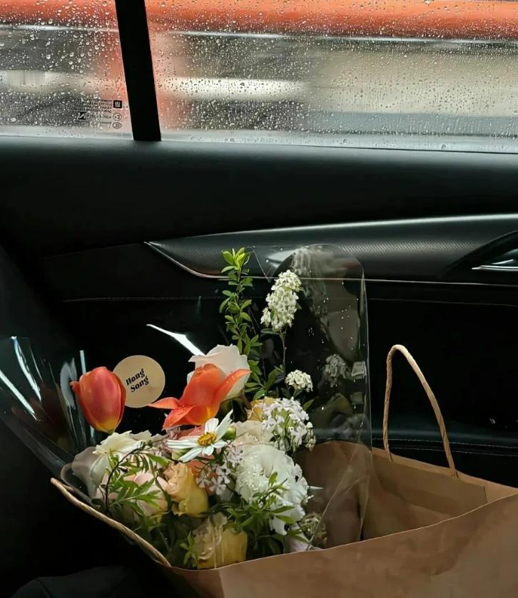 “好幸运 你像礼物一样出现在我生命里”——早安 