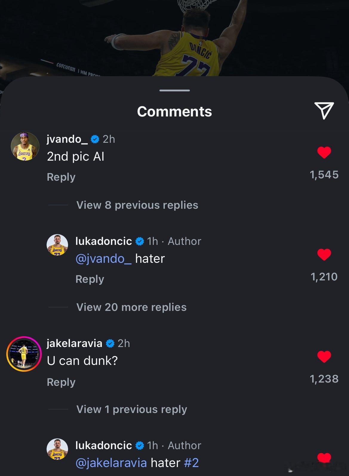 队友们纷纷表示077昨天的扣篮不是真的