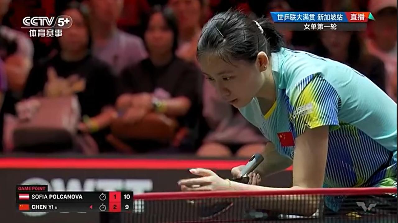 刚退役一年多的前国手27岁年轻教练于子洋，作为陈熠的场外指导，完成了2026年合