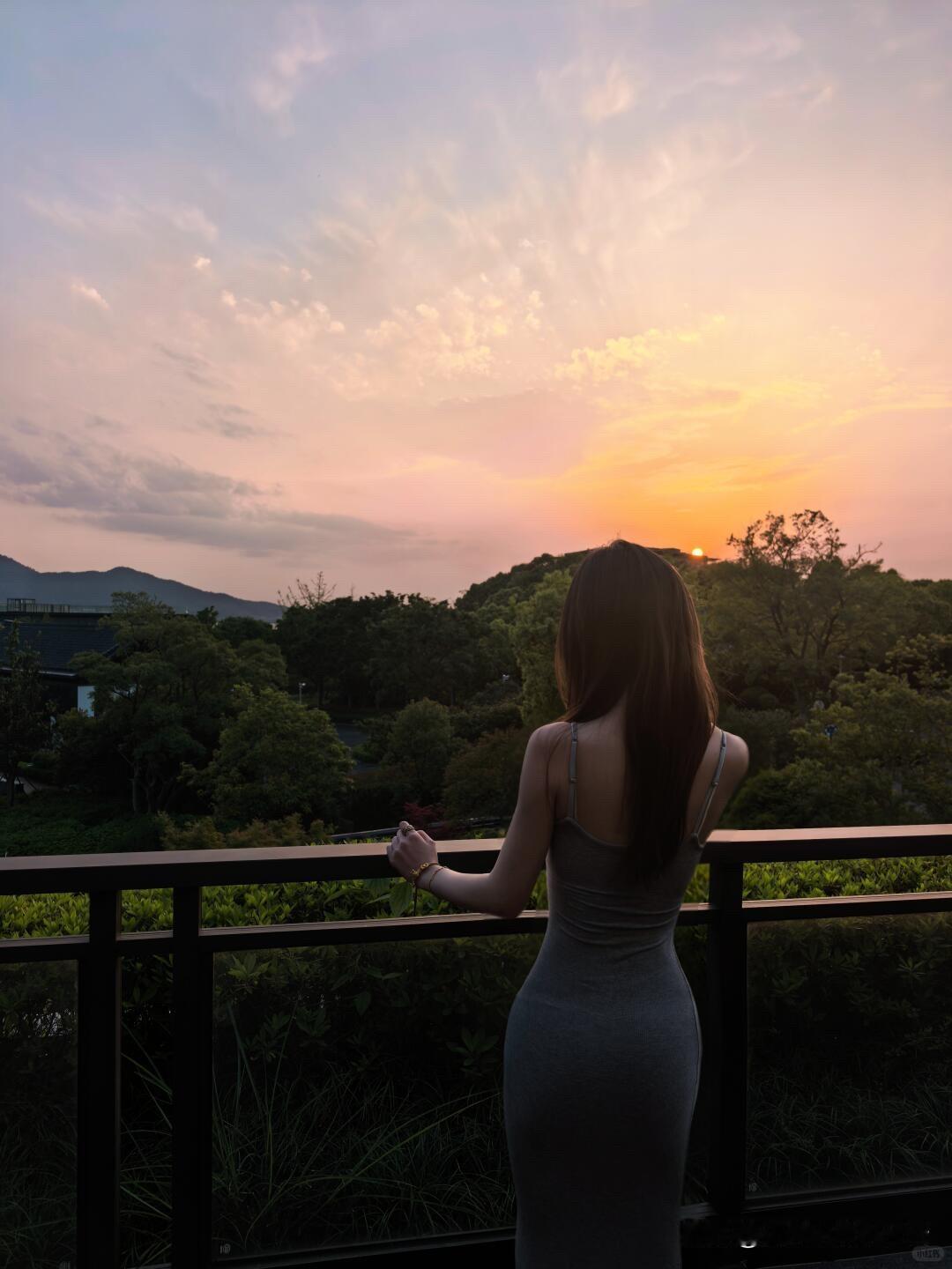 🌇