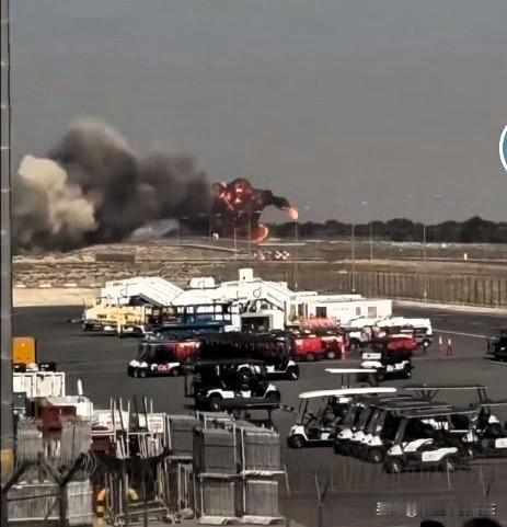 突发！这下真的光辉了，迪拜航展最后一天，印度“光辉”战机坠毁！

印度“光辉”战