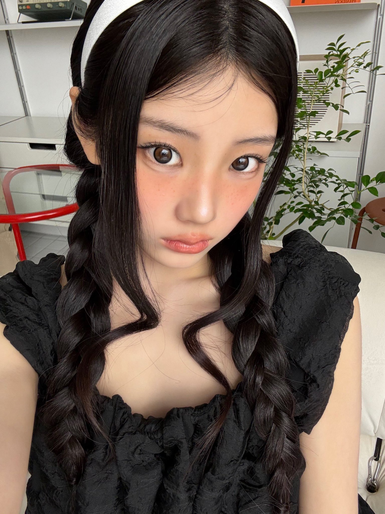 260608 Wonhee更新成员推美味的아~박 😋🤎 