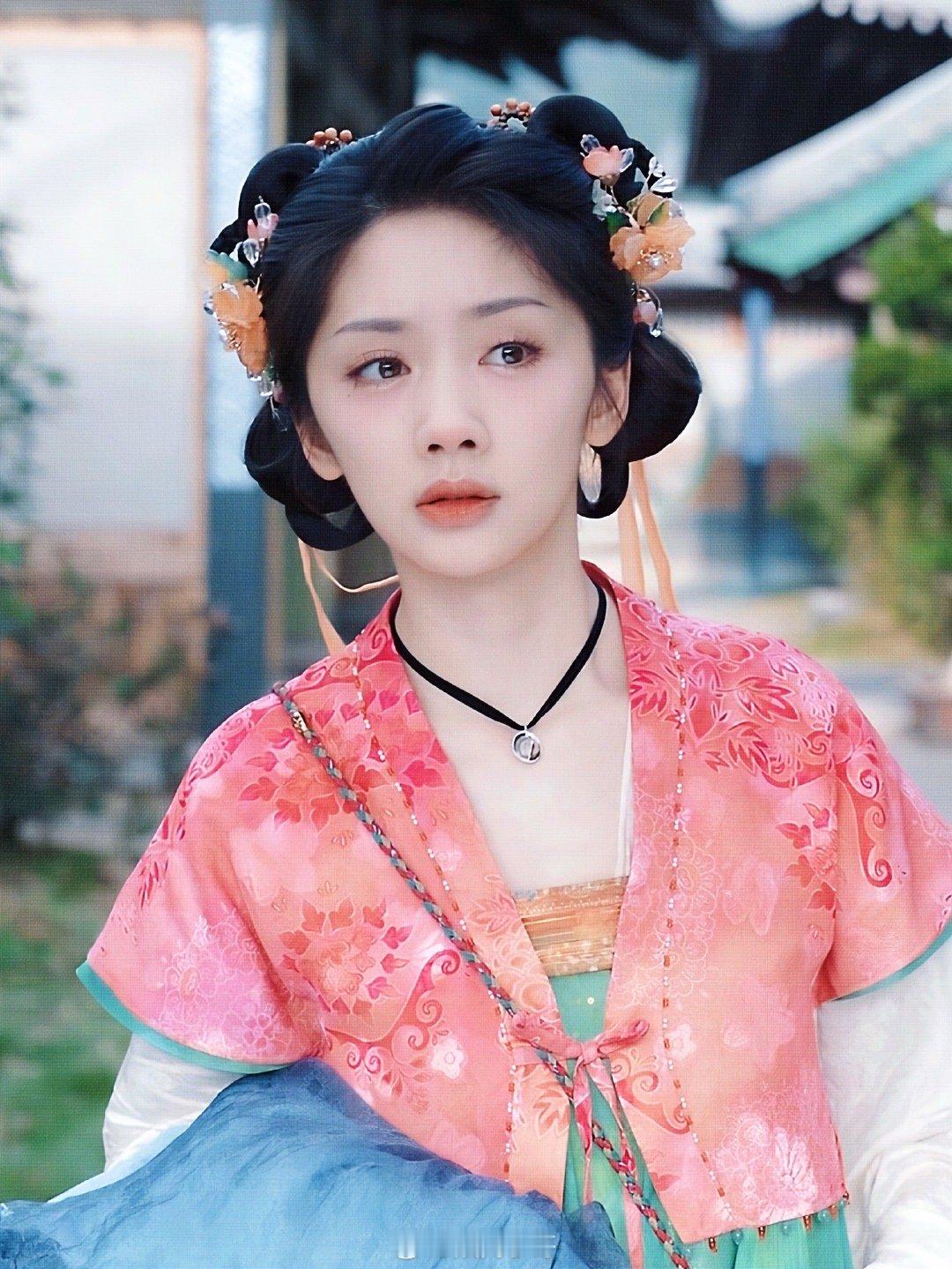 这朵00花藏不住了 追《宴遇永安》，惊觉王影璐这朵00花藏不住啦！今年连播五部剧