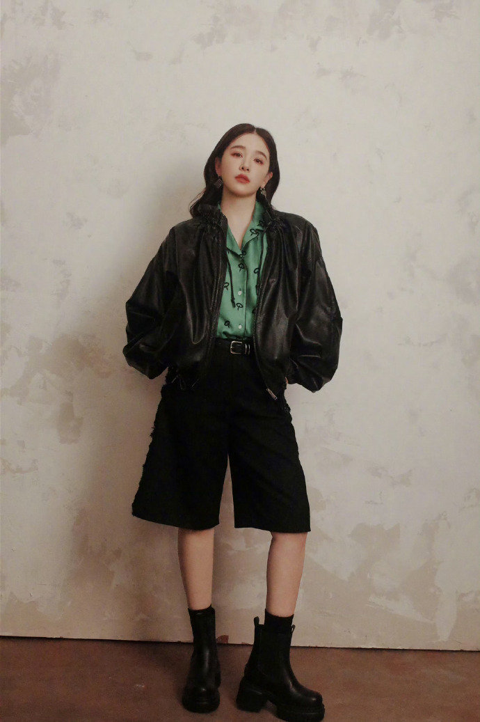 第一个开嗑孙怡阚清子的是仙品第一个嗑这对的人绝对是仙品，这种微妙的情绪真的不是谁