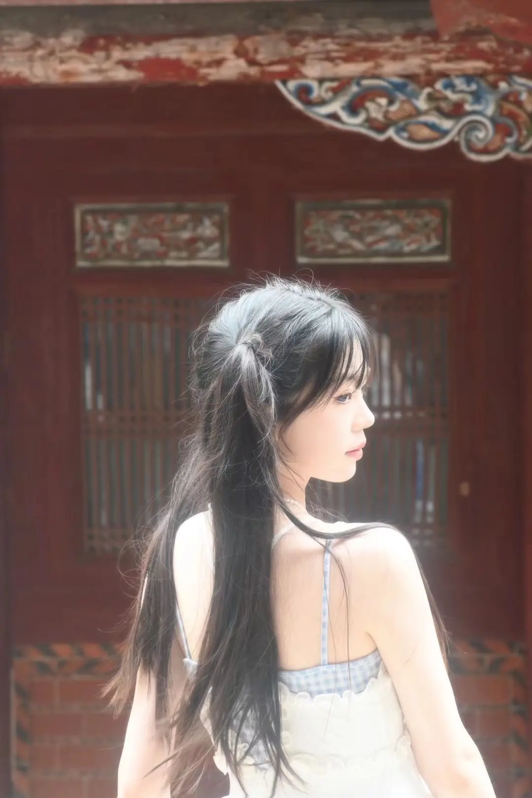 白鸽乌鸦相爱的戏码只会出现在童话