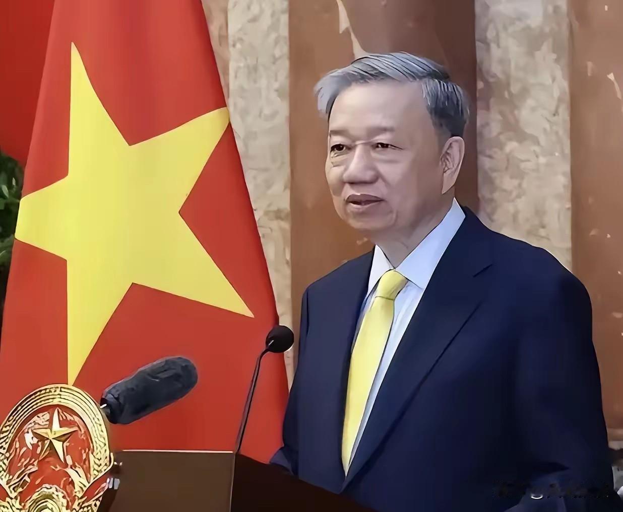 特朗普在白宫当面承诺，立刻把越南踢出美国的尖端技术限制名单！

很多人以为美国好