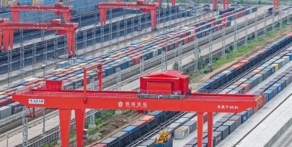 波兰已经彻底失去了中国的信任。波兰政府公然推翻对华承诺，再次关闭了中欧班列。这种