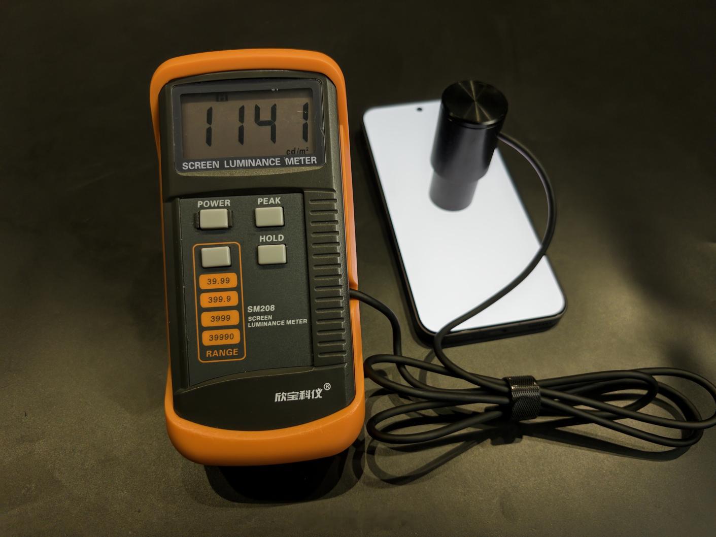 iQOO15 Ultra iQOO15 Ultra的这块屏幕支持全亮度DC调光，