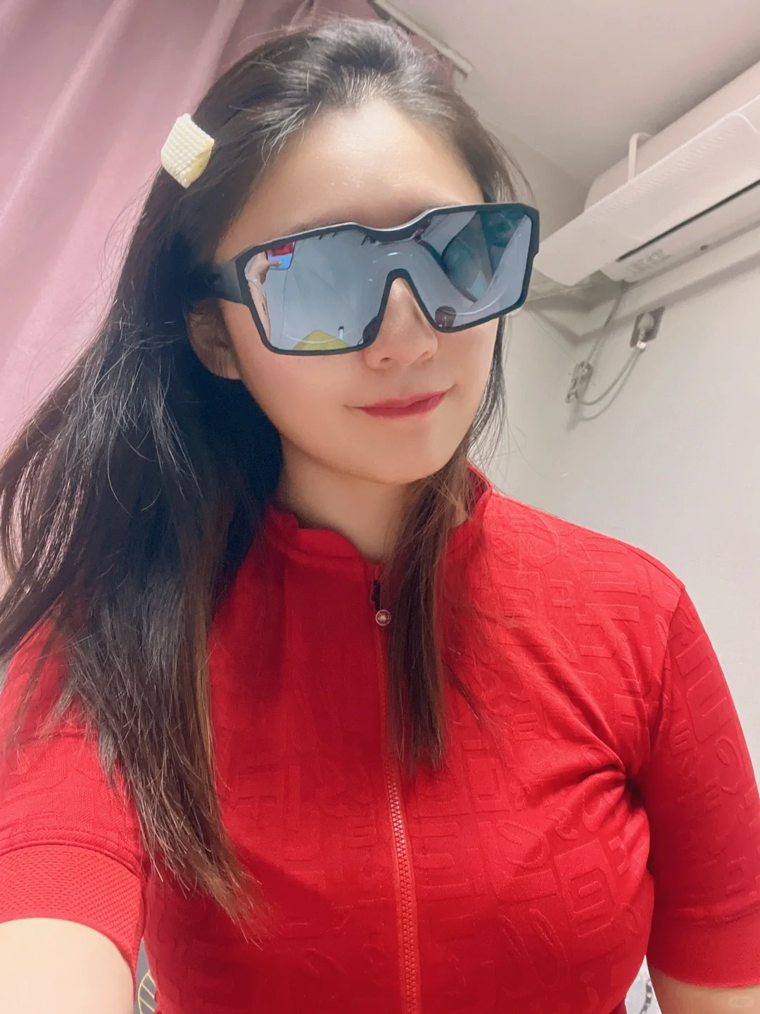 以下是一篇骑行眼镜套镜的好评： 🎈骑行必备神器—gub骑行眼镜套镜?...