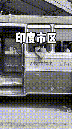 面对这种情况，没必要在追劫匪这件事上浪费时间。当机立断，先把阻拦你的人抓起来，随