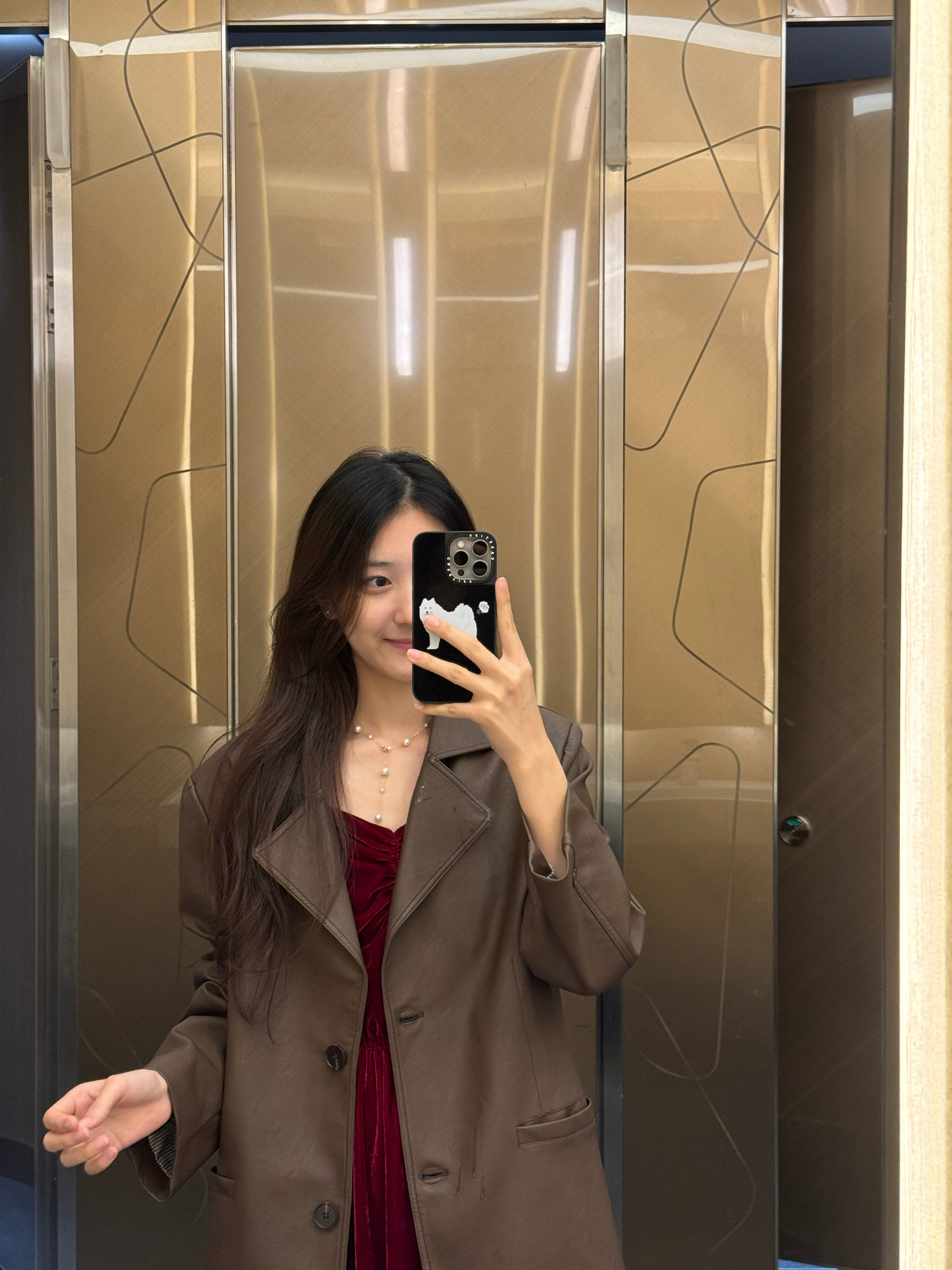 最近都是美拉德色系 ​​​
