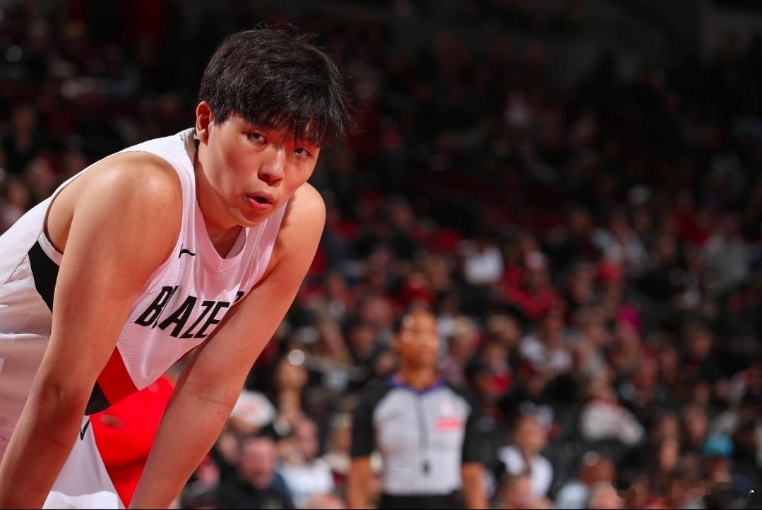 开拓者伤病报告：杨瀚森打G联赛缺席，克林根出战成疑明日开拓者将客场挑战东部第一活