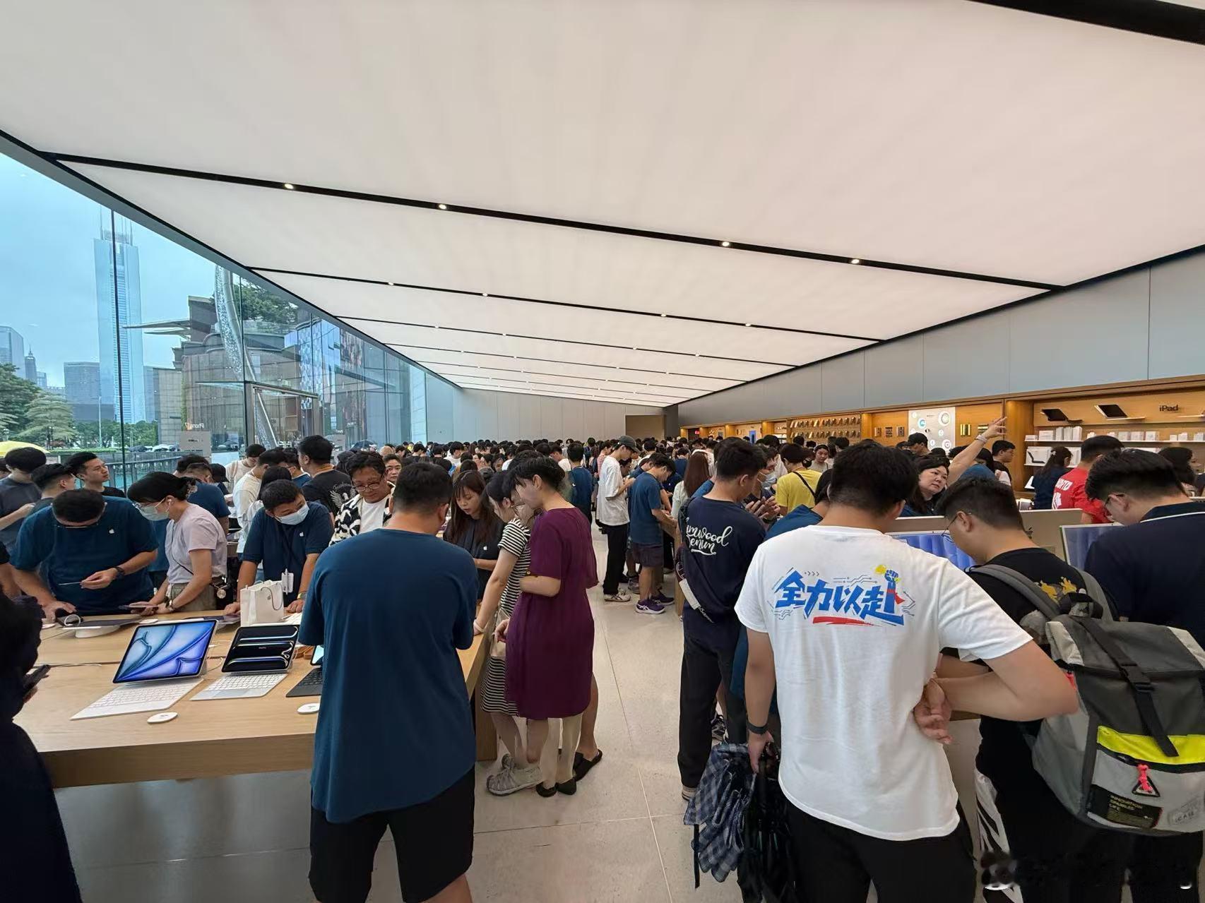 iPhone17会成为钉子户吗今年的国行iPhone 17系列应该不会有太多溢价