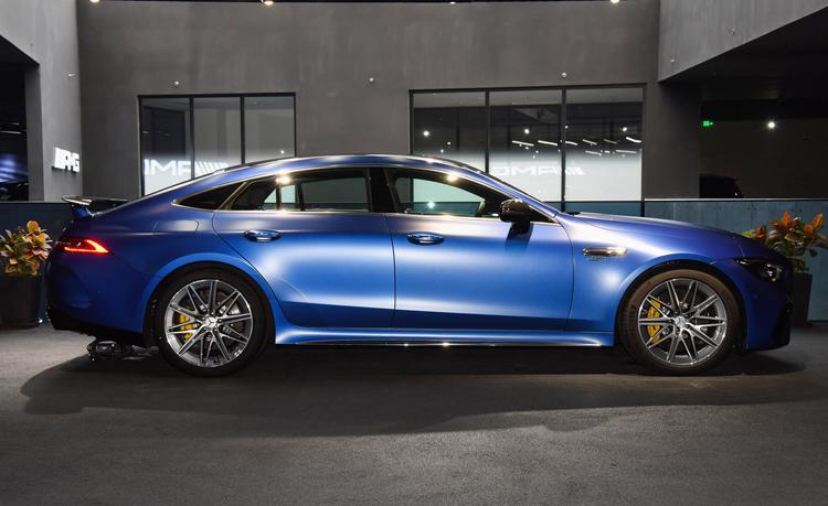 AMG GT 53 4MATIC+四门跑车正式上市，新车售价为134.48万元。