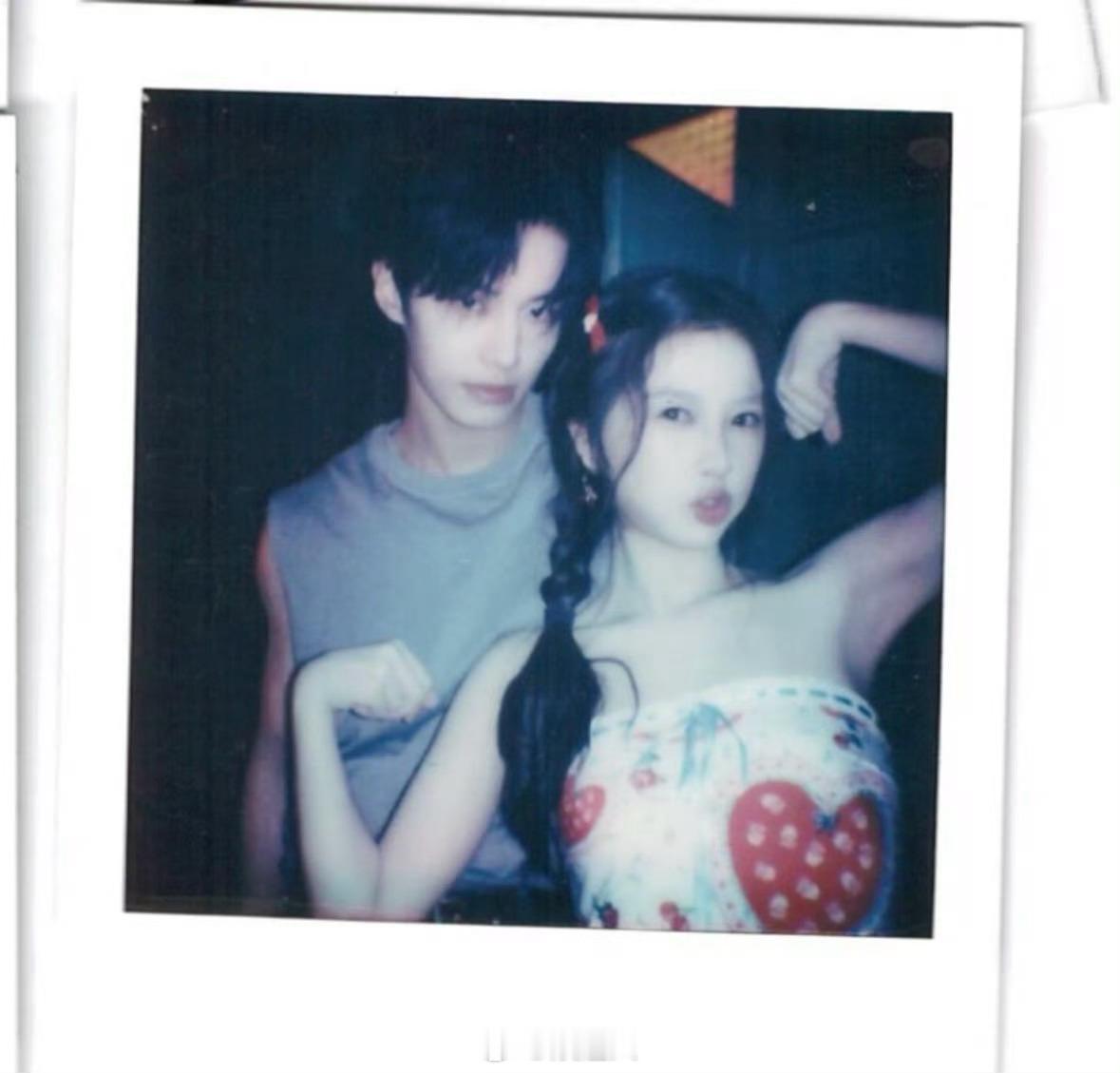 虞书欣何与双人拍立得双轨到底还有多少物料 《双轨》你到底有多少好东西没放