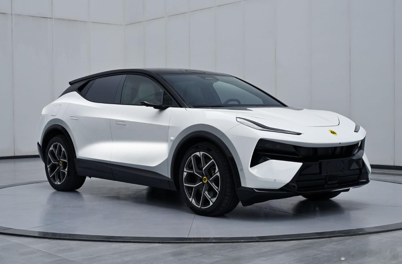 看小图我还以为是同一台车