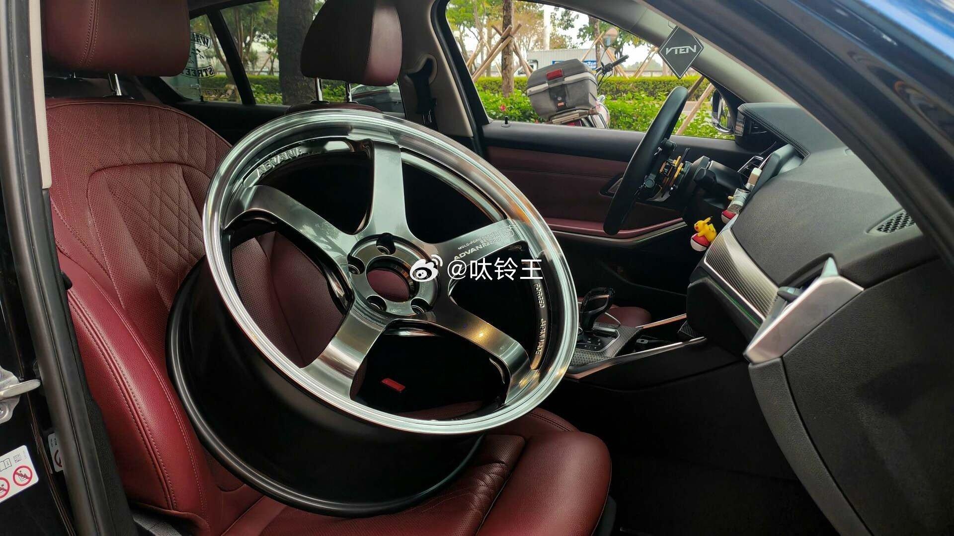 限量版本​，全新正品 ！！！阿迪王横滨 ADVAN GT beyond MPB色