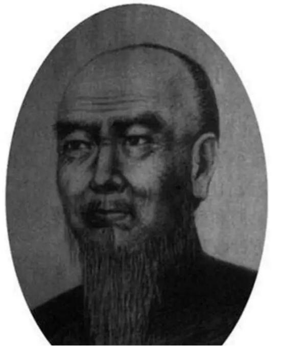 1887年，武术家杨秀山外出卖玉米，路上遇到一个病倒的僧人，心善的他，连忙把僧人