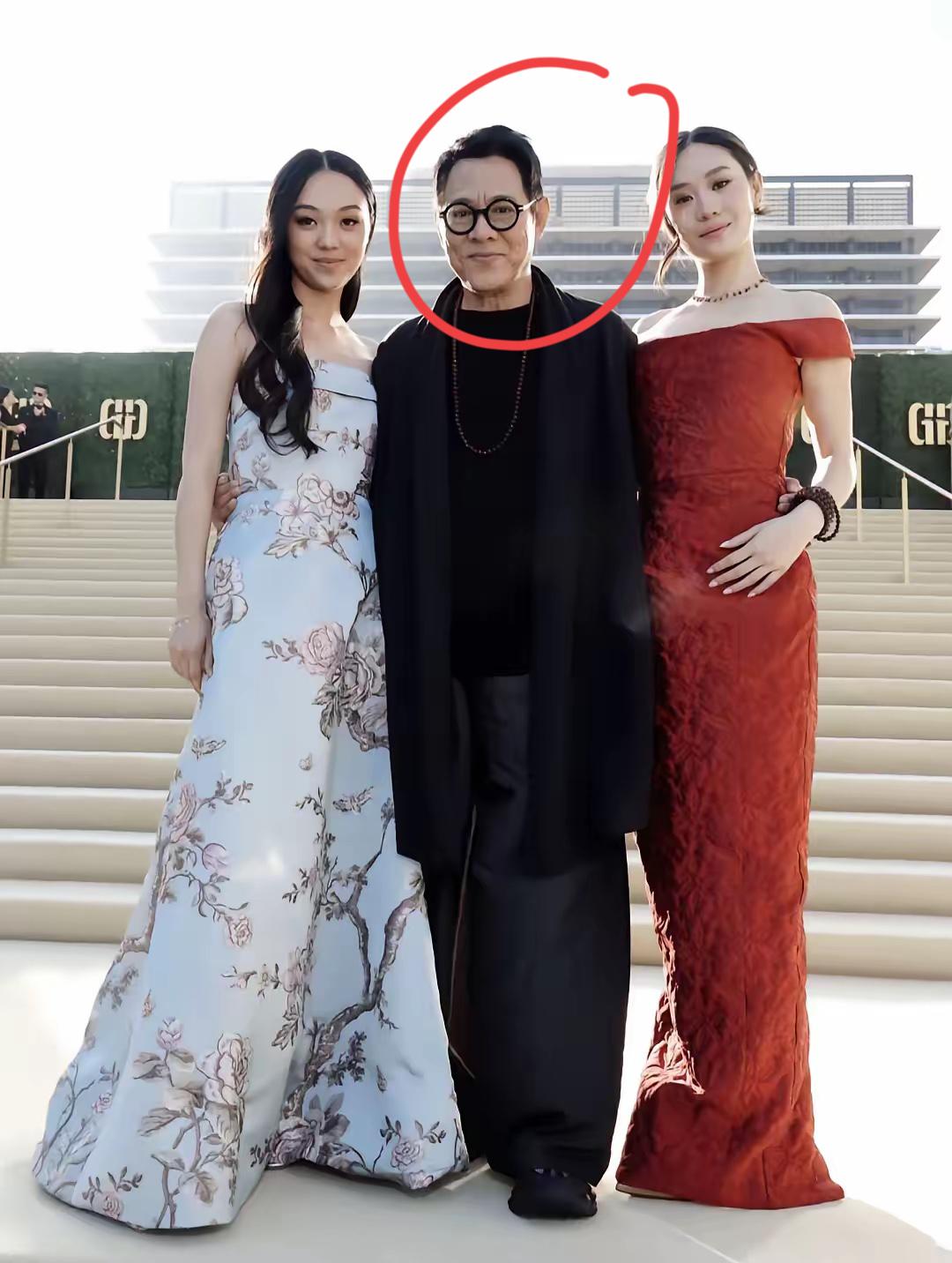 曾经的男神，如今也老了